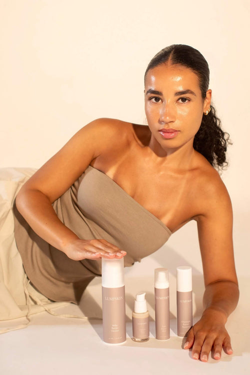 LumiSkin campaign shot met alle producten op witte achtergrond